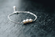 Load image into Gallery viewer, Trio fine silver chain bracelet with three dainty pearls
