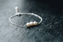 Load image into Gallery viewer, Trio fine silver chain bracelet with three dainty pearls