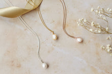 Load image into Gallery viewer, Infinity ~ rose gold freshwater pearl necklace