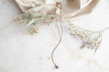 Load image into Gallery viewer, Dainty pearl and rose gold necklace