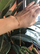 Load image into Gallery viewer, Jade 'Daisy' Bracelet