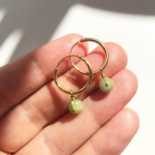Load image into Gallery viewer, Orbit apple jade silver hoop earrings