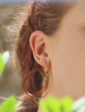 Load image into Gallery viewer, Orbit apple jade silver hoop earrings

