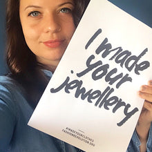 Load image into Gallery viewer, Trio necklace with sage green real jade