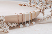 Load image into Gallery viewer, Solo dainty moonstone necklace