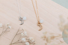 Load image into Gallery viewer, Ayten Moonstone Moon Necklace