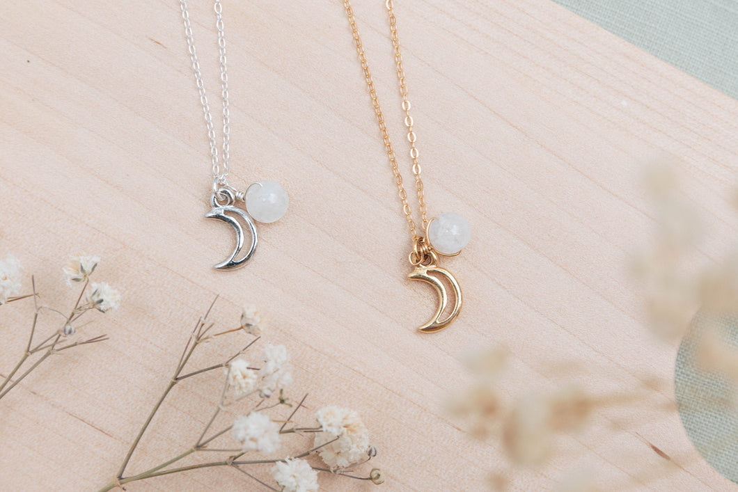 Ayten Moonstone Moon Necklace