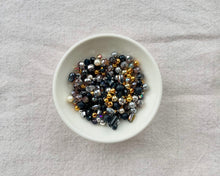 Load image into Gallery viewer, Jewellery making kit ~ Earrings, Necklaces &amp; Bracelets
