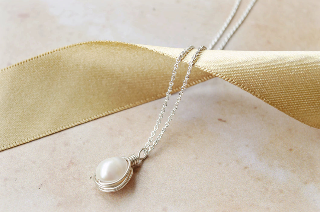 Infinity sterling silver freshwater pearl necklace