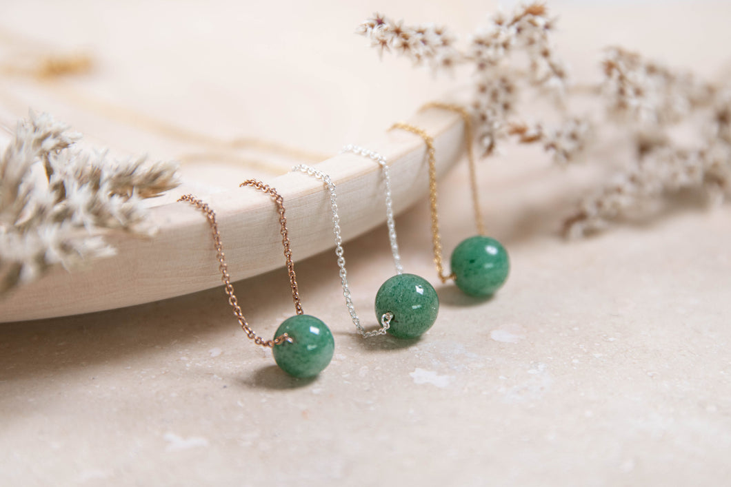 Solo green Jade necklace