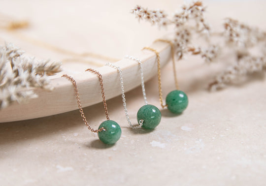 Solo green Jade necklace