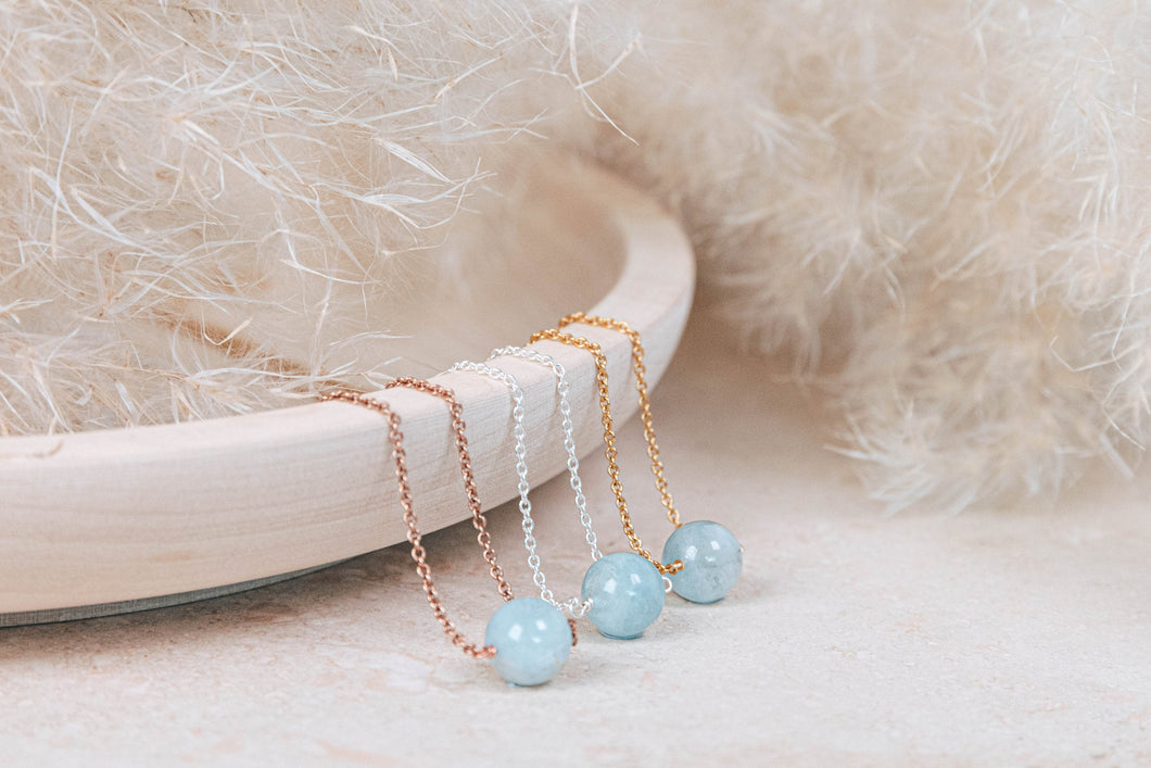 Solo aquamarine single bead necklace